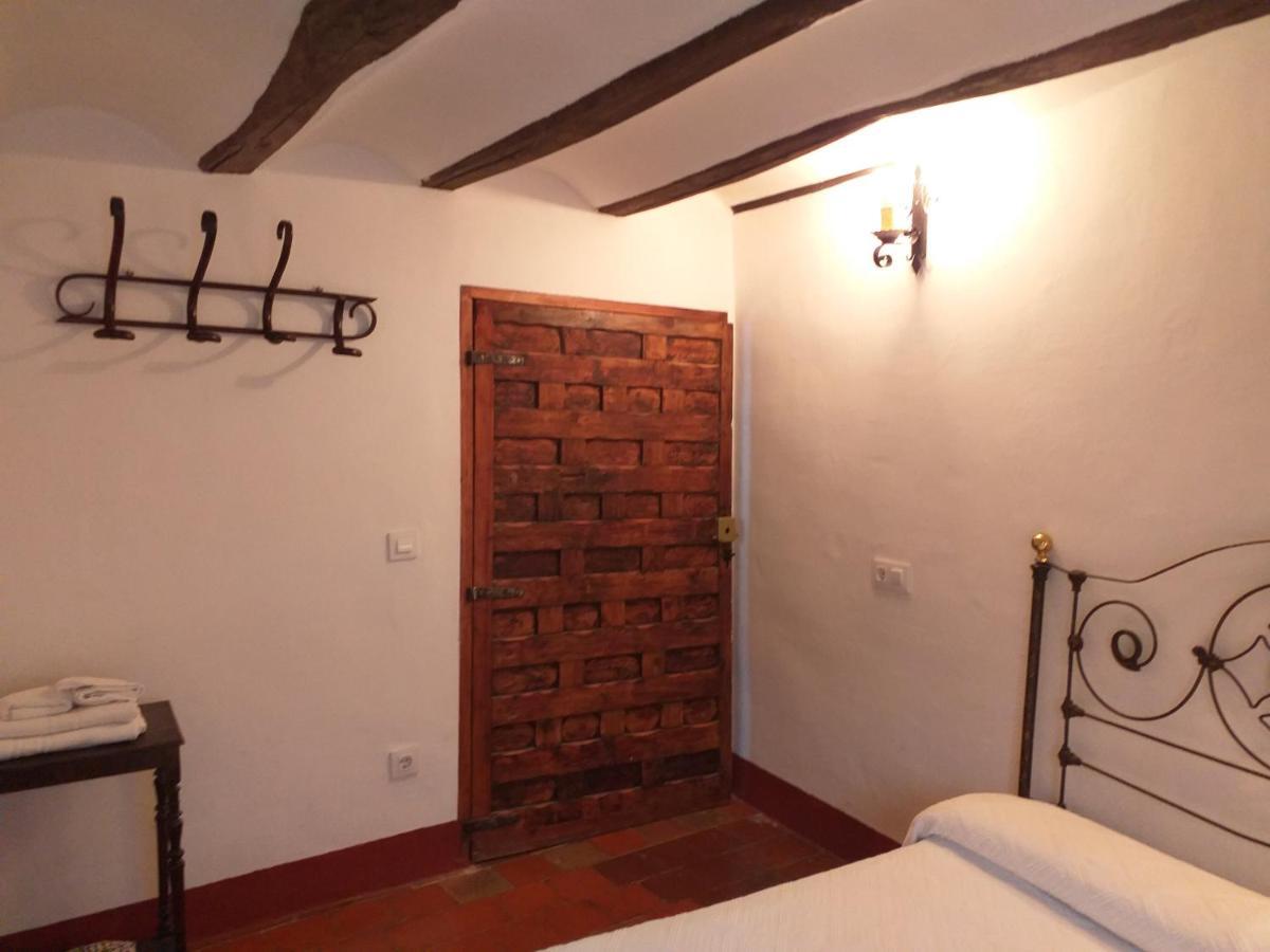 Fonda Del Tozal Hotel Teruel Ngoại thất bức ảnh